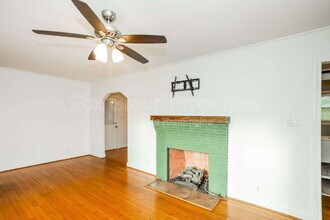 1102 Woods Dr in Statesville, NC - Building Photo - Building Photo