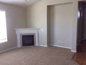 979 Burley Hill Dr NW in Salem, OR - Foto de edificio - Building Photo