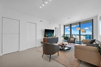 1300 S Miami Ave in Miami, FL - Building Photo - Building Photo