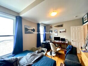 173A Rindge Ave, Unit 2L in Cambridge, MA - Building Photo - Building Photo