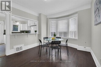 746 King St W in Hamilton, ON - Building Photo - Building Photo