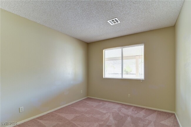 property at 389 Newbury Ct