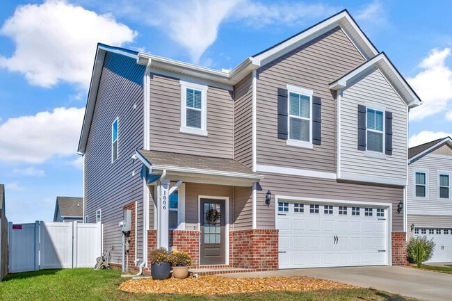 1006 Baltusrol Ln in Lebanon, TN - Building Photo - Building Photo