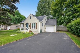 111 Patricia Ln in Syracuse, NY - Building Photo - Building Photo