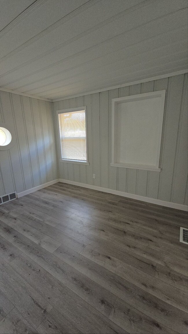 1813 Spencer Ave in Overland, MO - Building Photo - Building Photo