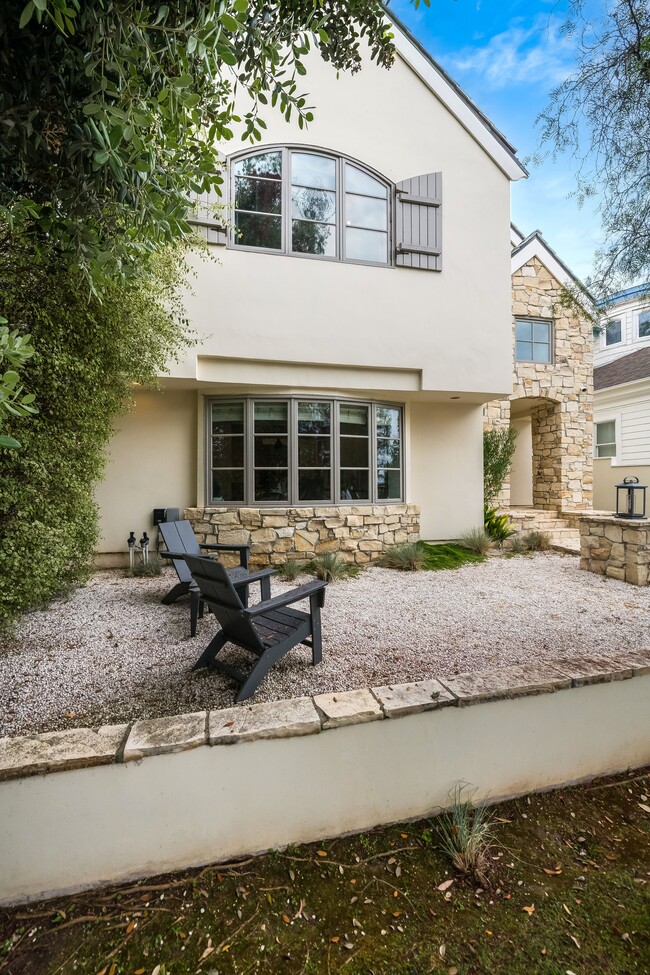 property at 755 31st St