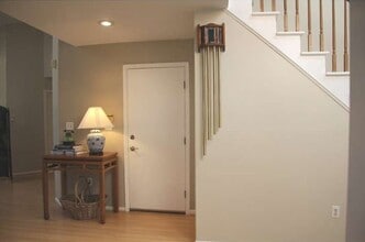 31 Westwinds Dr in West Windsor, NJ - Building Photo - Building Photo