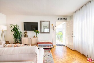 1418 Stanford St in Santa Monica, CA - Building Photo - Building Photo