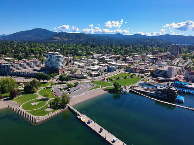 812 E Bancroft Ave in Coeur d'Alene, ID - Foto de edificio