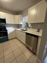 3158 Coral Springs Dr in Coral Springs, FL - Building Photo - Building Photo