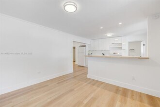 1610 NW 33rd Ave in Miami, FL - Building Photo - Building Photo