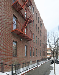 155 E 51st St in Brooklyn, NY - Foto de edificio - Building Photo