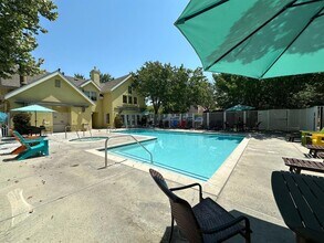 2255 Showers Dr in Mountain View, CA - Building Photo - Building Photo