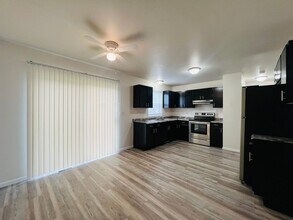 2711 48th St in Kenosha, WI - Building Photo - Building Photo