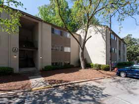 Foxwood Apartments in Doraville, GA - Building Photo - Building Photo