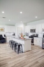 10517 Albany Ave in Lubbock, TX - Building Photo - Building Photo