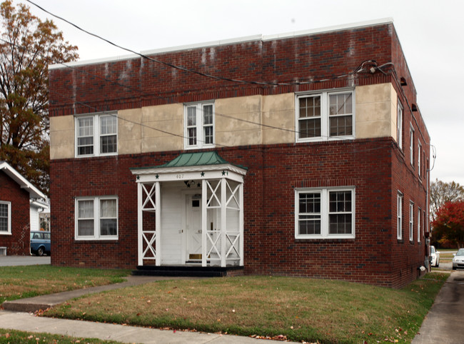 407 Blandwood Ave in Greensboro, NC - Building Photo - Building Photo