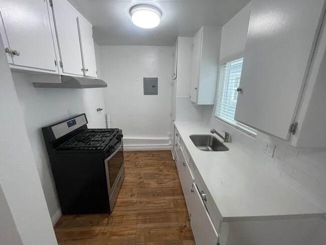 200 N Lima St, Unit 202