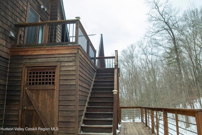 property at 1545 Leeds Athens Rd