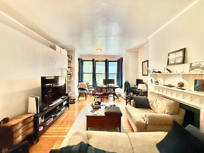 property at 178 Marlborough St