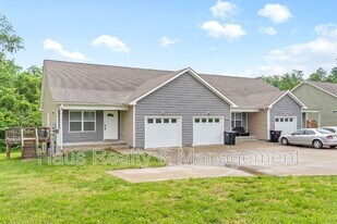 1709 Evans Rd in Clarksville, TN - Building Photo