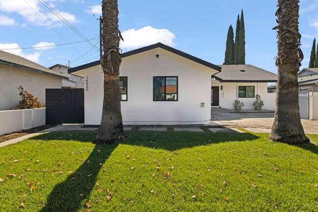 property at 14860 Envoy St