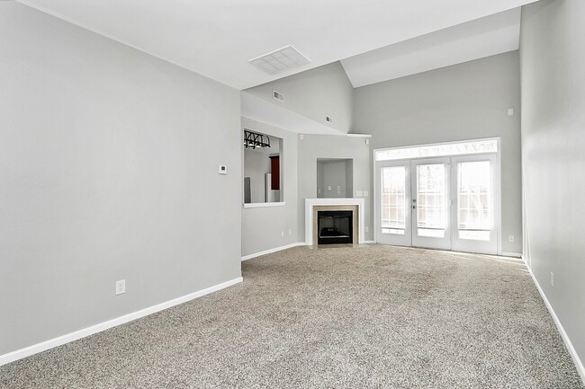 141 Ross Moore Ave in Charlotte, NC - Building Photo - Building Photo