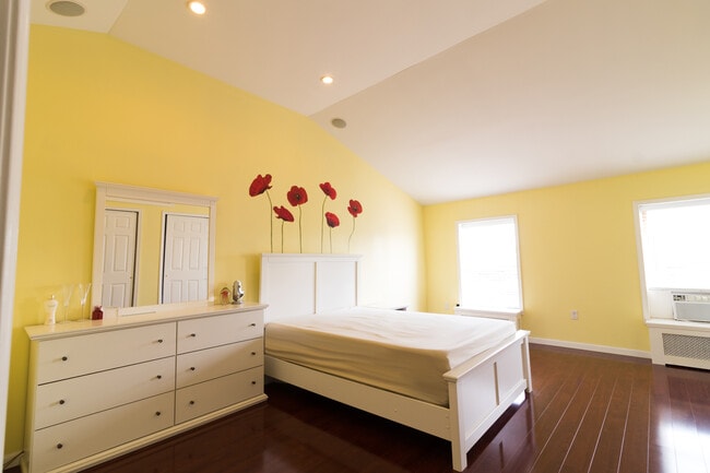 633 Washington Ave in Philadelphia, PA - Building Photo - Building Photo
