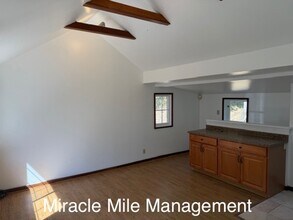 195 Melville Ave in San Anselmo, CA - Building Photo - Building Photo