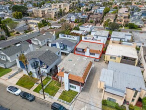 2007 Pullman Ln, Unit 2 in Redondo Beach, CA - Building Photo - Building Photo