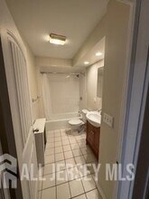 421 Port Reading Ave in Woodbridge Township, NJ - Building Photo - Building Photo