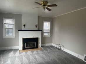 2817 W Maplewood Ave in Bellingham, WA - Building Photo - Building Photo