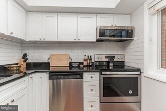3342 S 28th St-Unit -404 in Alexandria, VA - Building Photo - Building Photo