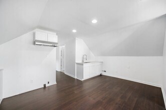 2338 Central Ave in Indianapolis, IN - Building Photo - Building Photo