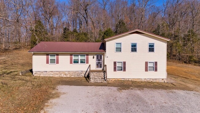 property at 2426 Lewisburg Rd