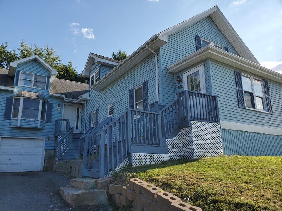 90 Christine St in Worcester, MA - Building Photo