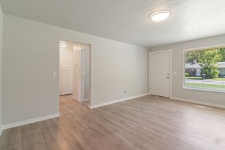 1363 E 4170 S in Millcreek, UT - Building Photo - Building Photo