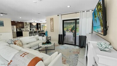 279 Torrey Pines Point in Naples, FL - Building Photo - Building Photo