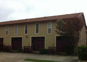 Victorian Oaks I Apartments