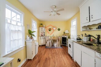 20 Bee St in Charleston, SC - Foto de edificio - Building Photo
