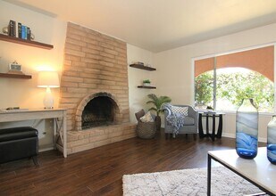 124 Donna Ct in Santa Cruz, CA - Building Photo - Building Photo