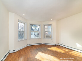 25 Chester St, Unit 4 in Boston, MA - Building Photo