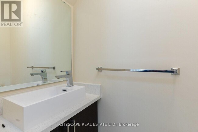 3 Elsie Ln in Toronto, ON - Building Photo - Building Photo