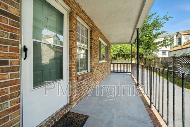 property at 9563 15th Bay St