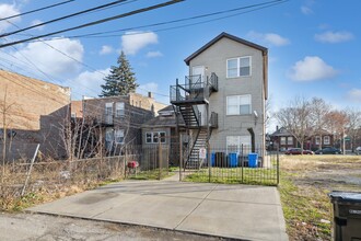 7952 S Carpenter St, Unit 1 in Chicago, IL - Foto de edificio - Building Photo