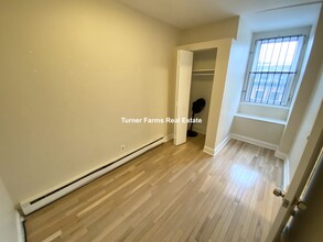 702 Massachusetts Ave, Unit 8 in Boston, MA - Building Photo - Building Photo