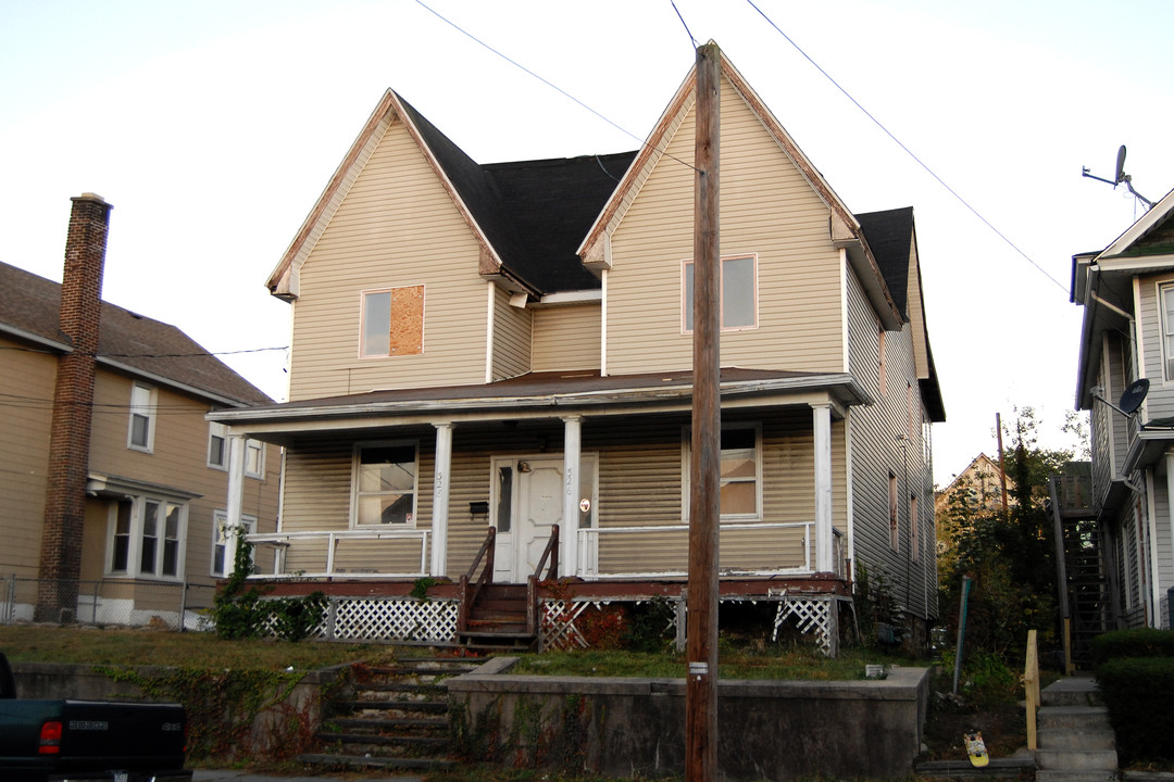 326 S 10th Ave in Scranton, PA - Foto de edificio