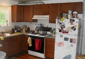 14 Stockwell St, Unit 2 in Boston, MA - Building Photo