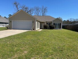 104 Meadow Grove Ct in Leesburg, GA - Building Photo