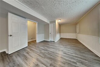 450 Aristocrat Dr SW in Loganville, GA - Building Photo - Building Photo